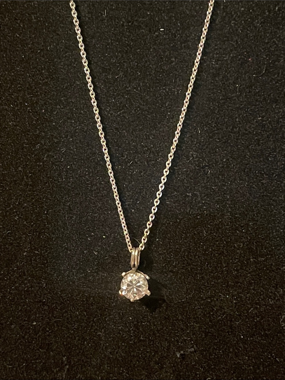 Sterling Silver Classic Solitaire Pendant Necklace